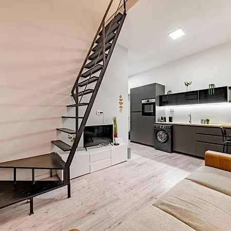 Chic Loft Bp: Industrial Gem Apartment Budapest Exterior photo