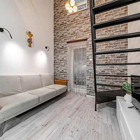 Chic Loft Bp: Industrial Gem Apartment Budapest Exterior photo