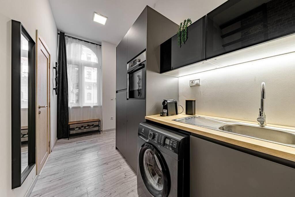 Apartament Chic Loft Bp: Industrial Gem *
